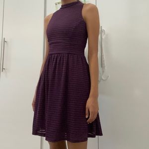 Halter maroon short dress